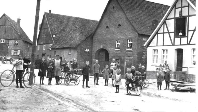 Welda Dorfkinder 1927