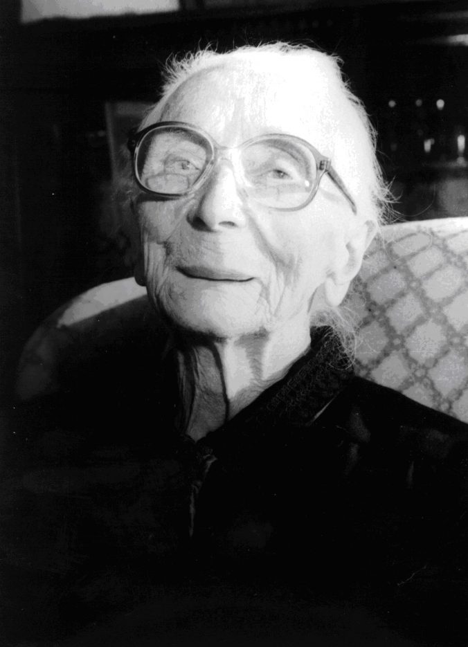 Therese Trilling 100